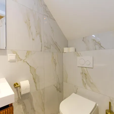 Novallure Margaretha - Short 3* Rijswijk