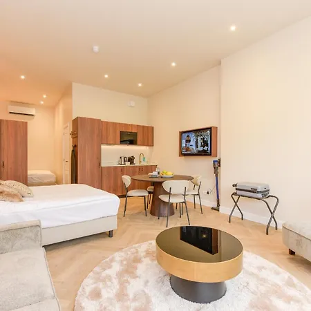 Novallure Margaretha - Short Aparthotel Rijswijk