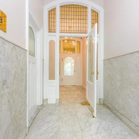 Aparthotel Novallure Margaretha - Short