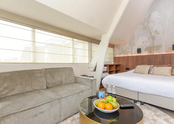 Novallure Margaretha - Short 3* Rijswijk