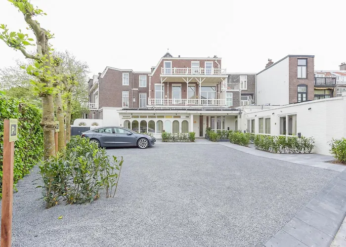 Novallure Margaretha - Short 3* Rijswijk