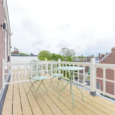 Novallure Margaretha - Short 3*